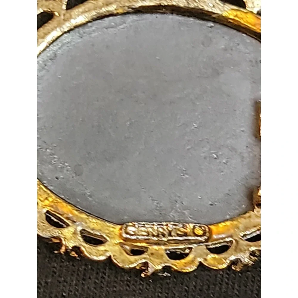 Vintage Carved Cameo Brooch Gold Tone Black Victorian  Era.  Gerrys